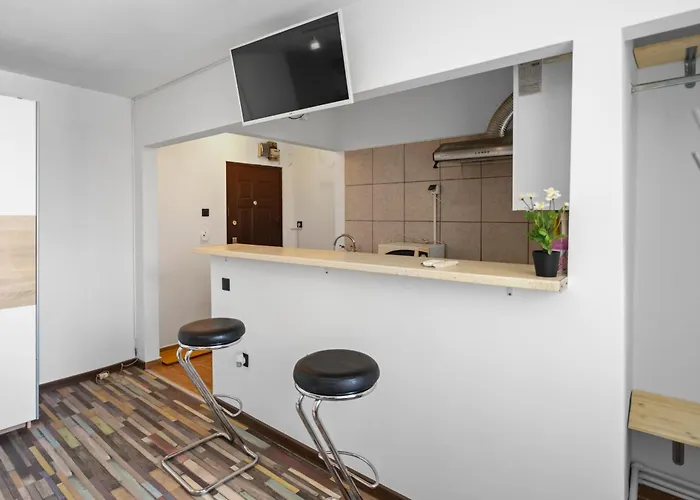 Апартаменты North Station Flat